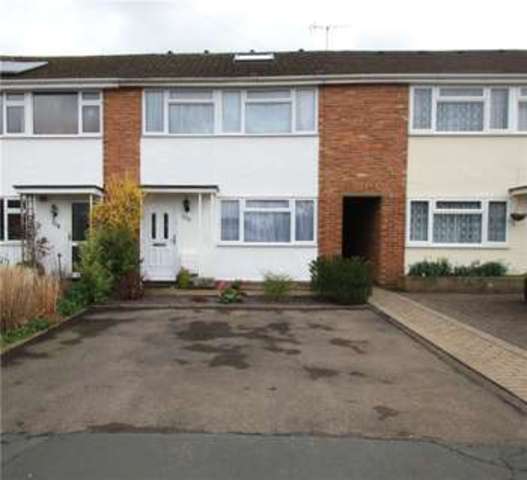  Image of 4 bedroom Terraced house for sale in Southwood Avenue Knaphill Woking GU21 at Knaphill Woking Knaphill, GU21 2EY