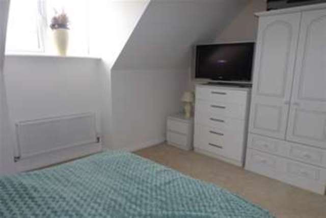  Image of 1 bedroom Flat to rent in St. Georges Road Denmead Waterlooville PO7 at Waterlooville, PO7 6FT