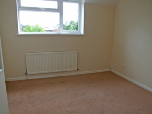  Image of 2 bedroom Terraced house to rent in St. Georges Road Wallingford OX10 at St. Georges Road  Wallingford, OX10 8JE