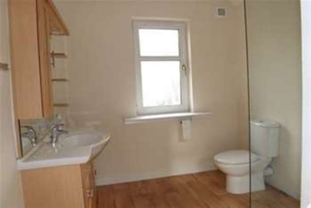  Image of 3 bedroom Terraced house to rent in St. James Avenue Paisley PA3 at Paisley, PA3 1SB