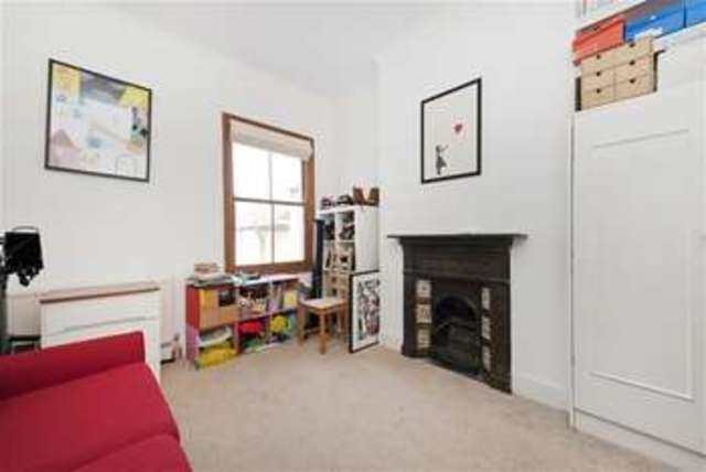  Image of 3 bedroom Flat for sale in St. Julians Farm Road London SE27 at West Norwood, SE27 0RJ