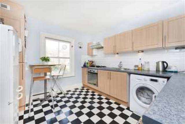  Image of 3 bedroom Flat for sale in St. Julians Farm Road London SE27 at West Norwood, SE27 0RJ