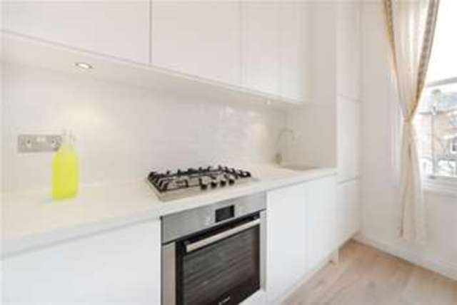  Image of 2 bedroom Flat to rent in St. Lawrence Terrace London W10 at London, W10 5SX