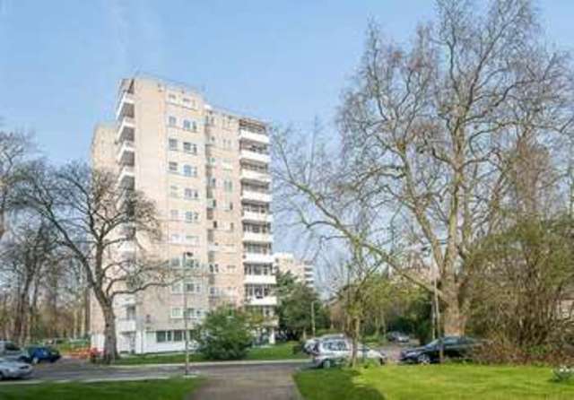  Image of 2 bedroom Flat for sale in Fitzhugh Grove London SW18 at Fitzhugh Grove London Earlsfield, SW18 3SE