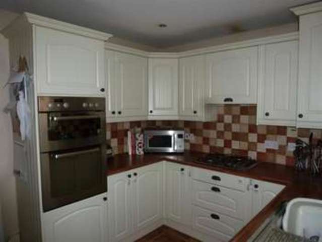  Image of 4 bedroom Semi-Detached house for sale in Steele Avenue Greenhithe DA9 at Greenhithe Kent Greenhithe, DA9 9PH