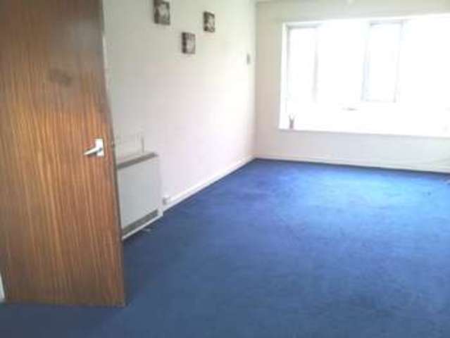  Image of 2 bedroom Flat to rent in Stonechat Drive Erdington Birmingham B23 at Birmingham, B23 7FN