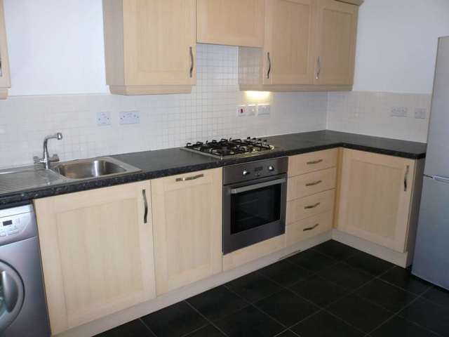  Image of 3 bedroom Terraced house to rent in Stowe Drive Rugby CV22 at Stowe Drive  Rugby, CV22 7NX