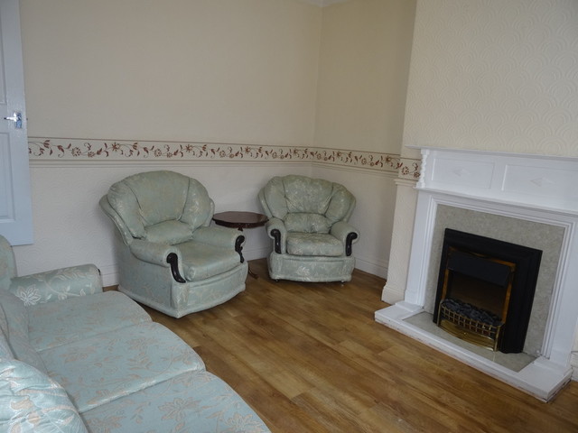  Image of 2 bedroom Terraced house to rent in Sutherland Mount Leeds LS9 at Sutherland Mount Harehills Leeds, LS9 6DW