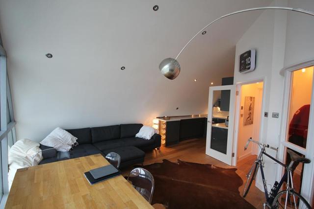  Image of 3 bedroom Flat to rent in Sweden Gate London SE16 at Canada water  London, SE16 7TL