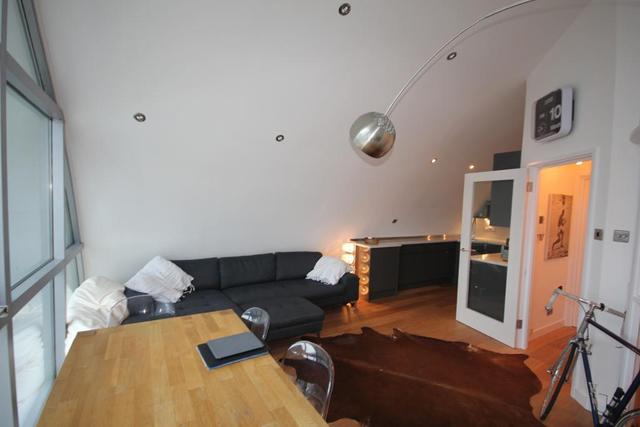  Image of 3 bedroom Flat to rent in Sweden Gate London SE16 at Canada water  London, SE16 7TL
