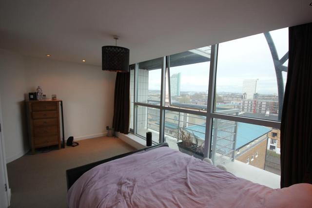  Image of 3 bedroom Flat to rent in Sweden Gate London SE16 at Canada water  London, SE16 7TL