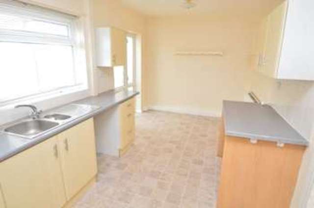  Image of 2 bedroom Terraced house to rent in Tenbury Crescent Nottingham NG8 at Tenbury Crescent  Nottingham, NG8 5HU