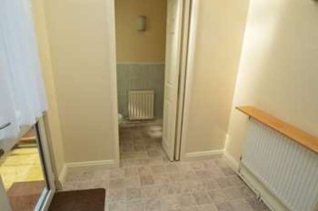  Image of 2 bedroom Terraced house to rent in Tenbury Crescent Nottingham NG8 at Tenbury Crescent  Nottingham, NG8 5HU