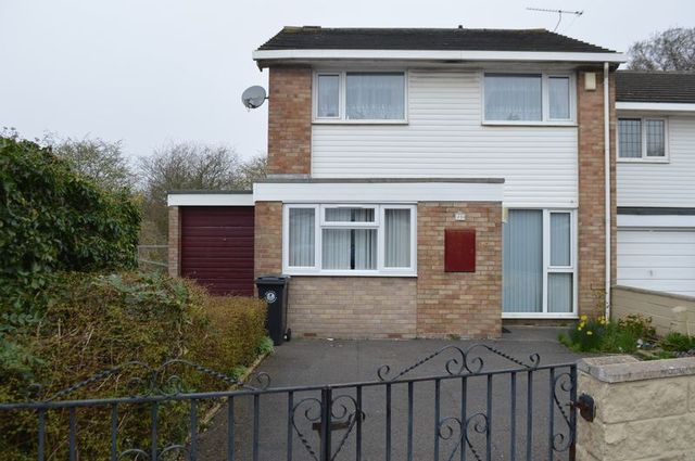 Image of 4 bedroom Terraced house for sale in Thatchers Close St. George Bristol BS5 at Thatchers Close  Bristol, BS5 8NJ