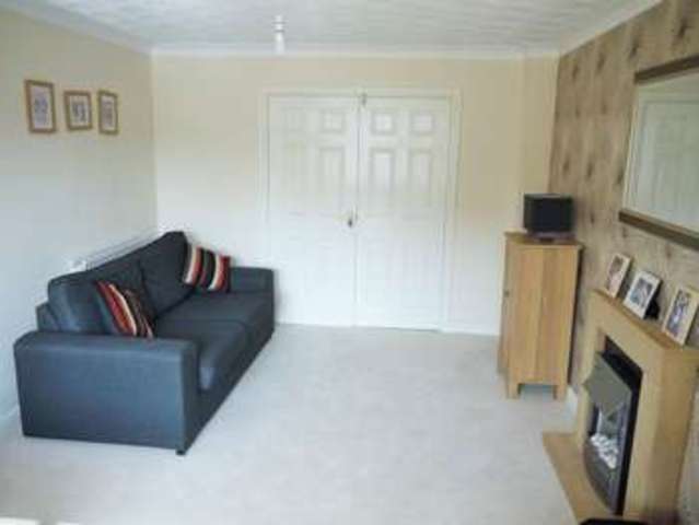  Image of 3 bedroom Detached house for sale in The Crest Linton Swadlincote DE12 at The Crest Linton SWADLINCOTE, DE12 6QE
