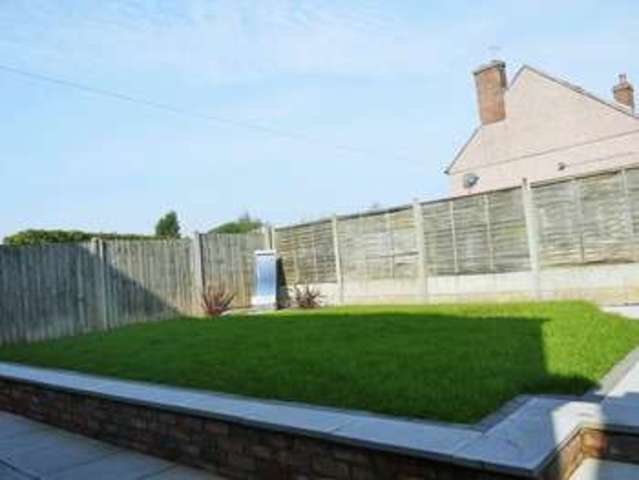  Image of 3 bedroom Detached house for sale in The Crest Linton Swadlincote DE12 at The Crest Linton SWADLINCOTE, DE12 6QE