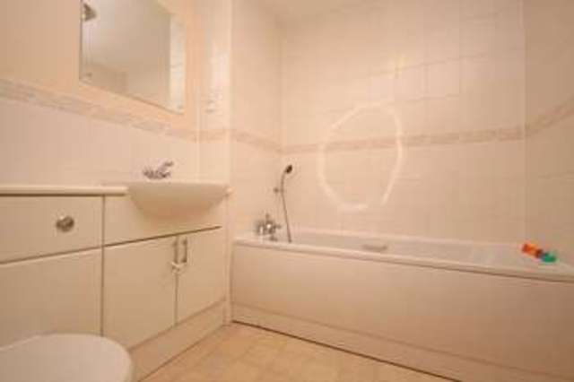  Image of 2 bedroom Apartment for sale in Brighton Road Addlestone KT15 at Brighton Road Addlestone Addlestone, KT15 1PX