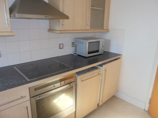  Image of 2 bedroom Apartment to rent in Ropewalk Court The Ropewalk Nottingham NG1 at The Ropewalk The Park Nottingham, NG1 5AB