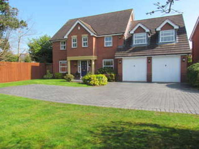  Image of 4 bedroom Detached house for sale in Thistle Close Claines Worcester WR3 at Worcester Worcestershire Worcester, WR3 7LW
