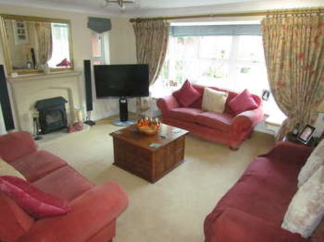  Image of 4 bedroom Detached house for sale in Thistle Close Claines Worcester WR3 at Worcester Worcestershire Worcester, WR3 7LW