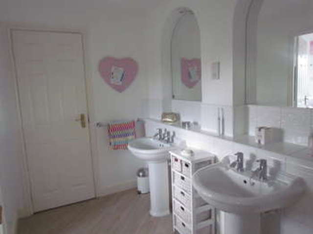  Image of 4 bedroom Detached house for sale in Thistle Close Claines Worcester WR3 at Worcester Worcestershire Worcester, WR3 7LW