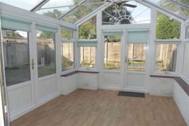  Image of 4 bedroom Detached house to rent in Sunnydale Gardens London NW7 at London, NW7 3PG