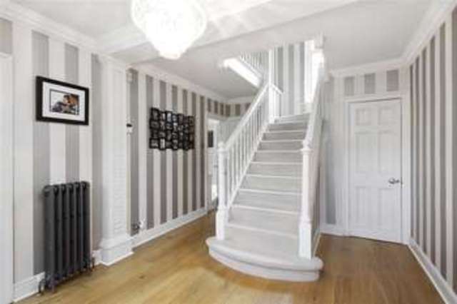  Image of 4 bedroom Detached house for sale in Tollgate Maidenhead SL6 at Maidenhead Berkshire Pinkneys Green, SL6 4LJ