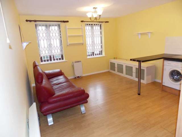  Image of 1 bedroom Apartment to rent in Tollgate Road London E6 at Tollgate Road Beckton London, E6 5JY
