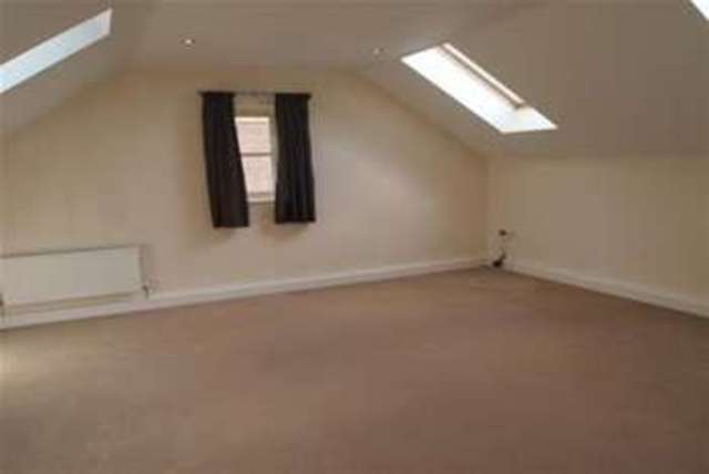  Image of 1 bedroom Flat to rent in Tudor Park Priorswood Taunton TA2 at Taunton, TA2 8TD
