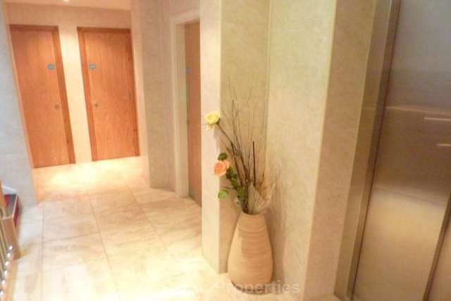  Image of 3 bedroom Apartment to rent in Upper Chorlton Road Old Trafford Manchester M16 at Upper Chorlton Road Chorlton Manchester, M16 7SH