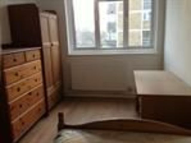  Image of 3 bedroom Maisonette to rent in Vallance Road London E1 at Treves House, Vallance Road  London, E1 5BQ