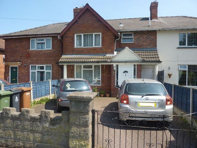  Image of 3 bedroom Semi-Detached house to rent in Valley Road Bloxwich Walsall WS3 at Valley Road  Walsall, WS3 3EU