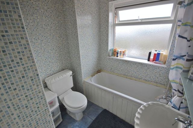  Image of 3 bedroom Terraced house for sale in Polzeath Close Luton LU2 at Polzeath Close  Luton, LU2 9LJ