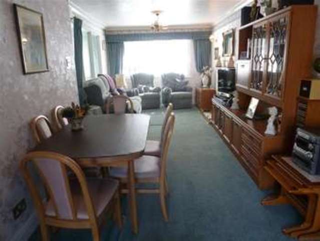  Image of 3 bedroom End of Terrace for sale in Victoria Drive Bognor Regis PO21 at Bognor Regis West Sussex Bognor Regis, PO21 2EW
