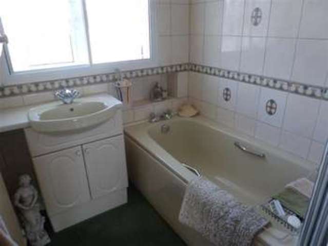  Image of 3 bedroom End of Terrace for sale in Victoria Drive Bognor Regis PO21 at Bognor Regis West Sussex Bognor Regis, PO21 2EW