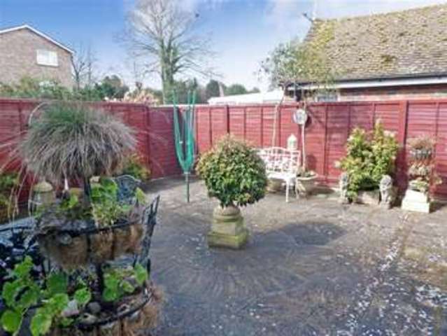  Image of 3 bedroom End of Terrace for sale in Victoria Drive Bognor Regis PO21 at Bognor Regis West Sussex Bognor Regis, PO21 2EW
