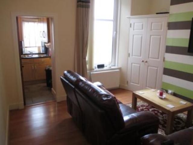  Image of 2 bedroom Flat to rent in Victoria Road Aberdeen AB11 at Torry Aberdeen Aberdeen, AB11 9NQ