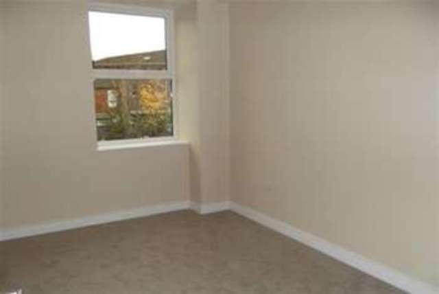  Image of 2 bedroom Flat to rent in Victoria Street Altrincham WA14 at Altrincham, WA14 1ET