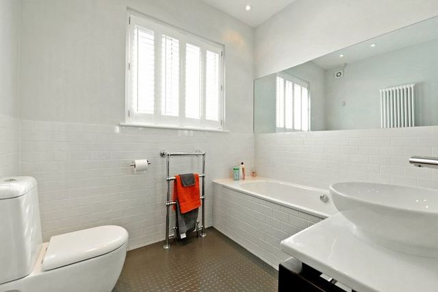  Image of 4 bedroom Semi-Detached house for sale in Victoria Walk Cotham Bristol BS6 at Victoria Walk Cotham Bristol, BS6 5ST
