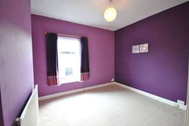  Image of 2 bedroom Terraced house to rent in Vienna Road Stockport SK3 at Stockport Heaviley, SK3 9QQ