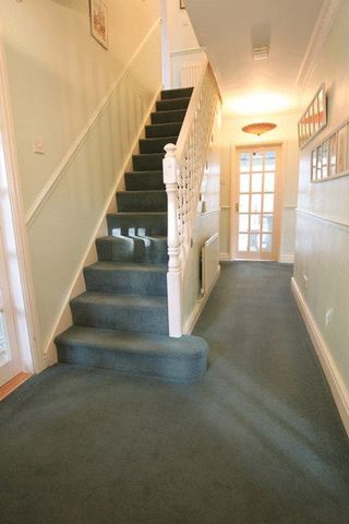  Image of 5 bedroom Detached house for sale in Vyner Road South Prenton CH43 at Vyner Road South  Noctorum, CH43 7PS