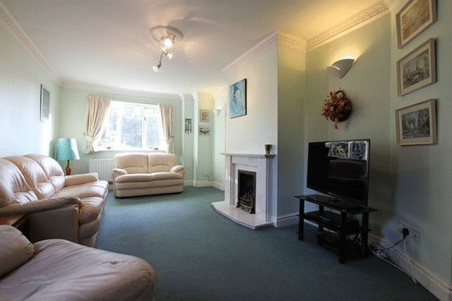  Image of 5 bedroom Detached house for sale in Vyner Road South Prenton CH43 at Vyner Road South  Noctorum, CH43 7PS