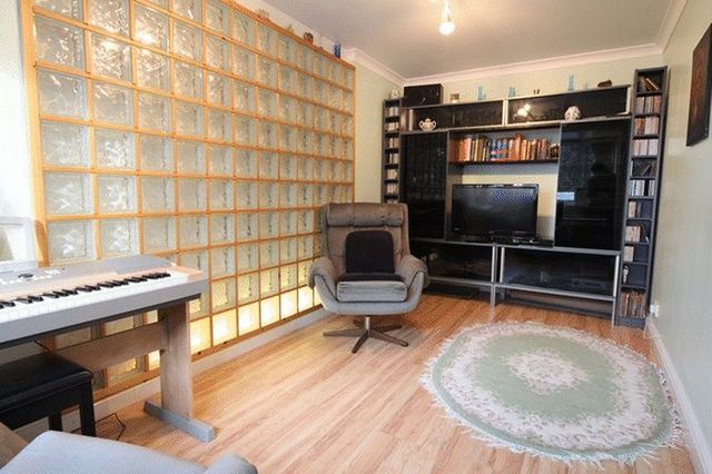  Image of 5 bedroom Detached house for sale in Vyner Road South Prenton CH43 at Vyner Road South  Noctorum, CH43 7PS