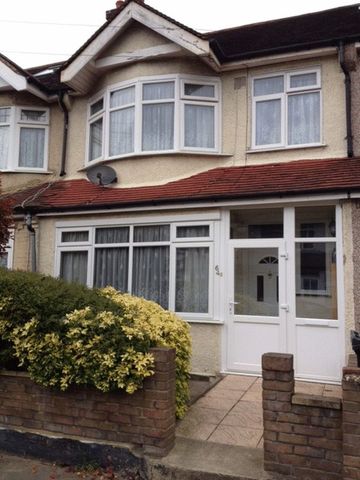  Image of 3 bedroom Terraced house for sale in Waddon Park Avenue Waddon Croydon CR0 at Waddon Park Avenue  Croydon, CR0 4LU