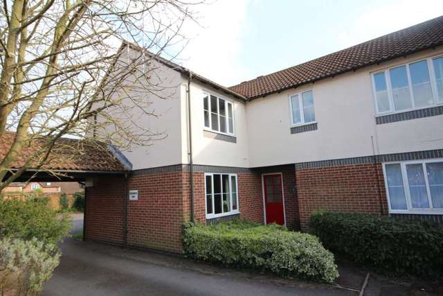  Image of 1 bedroom Apartment for sale in Fludger Close Wallingford OX10 at Fludger Close  Wallingford, OX10 9BP