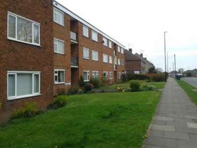  Image of 2 bedroom Flat to rent in Michaelmas Road Coventry CV3 at Coventry  Binley, CV3 6HD