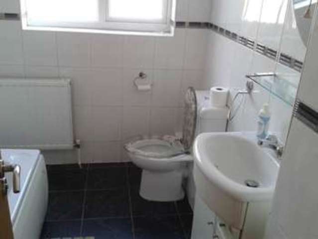  Image of 2 bedroom Flat to rent in Michaelmas Road Coventry CV3 at Coventry  Binley, CV3 6HD
