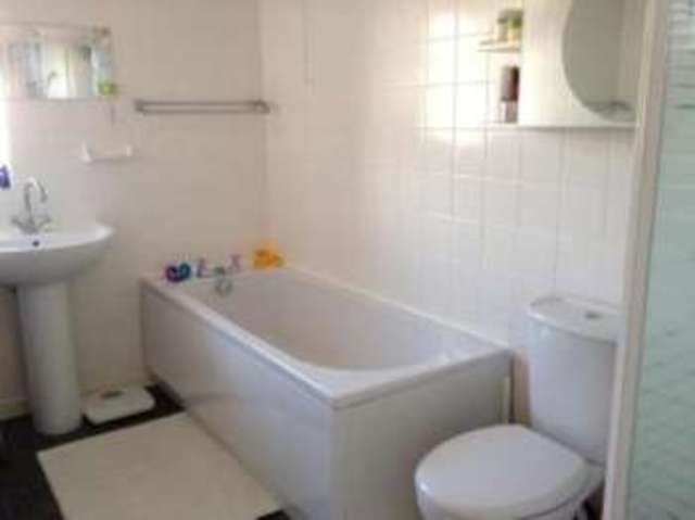  Image of 3 bedroom Semi-Detached house for sale in Wentworth Road Beeston Nottingham NG9 at Beeston Nottingham Bramcote, NG9 4FP