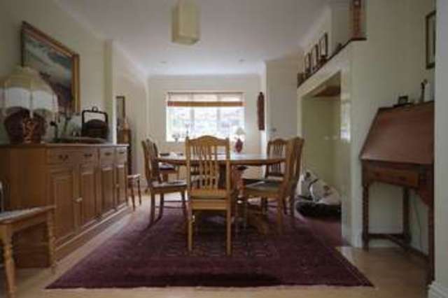  Image of 4 bedroom Detached house to rent in The Hildens Westcott Dorking RH4 at The Hildens Westcott DORKING, RH4 3JX