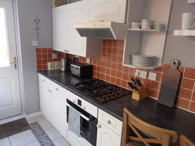  Image of 3 bedroom Semi-Detached house to rent in Wester Hill Edinburgh EH10 at Morningside Edinburgh Edinburgh, EH10 5XG